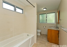 1925 St Louis Drive,Honolulu,Hawaii,96816,5 ベッドルーム ベッドルーム,3 バスルームバスルーム,一戸建て,St Louis,18800339