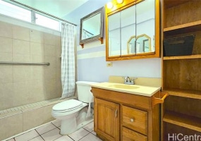 424 Walina Street,Honolulu,Hawaii,96815,1 Bedroom Bedrooms,1 BathroomBathrooms,Condo/Townhouse,Walina,3,17914184