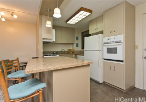 2355 Ala Wai Boulevard,Honolulu,Hawaii,96815,1 ベッドルーム ベッドルーム,1 バスルームバスルーム,コンド / タウンハウス,Ala Wai,3,18348942