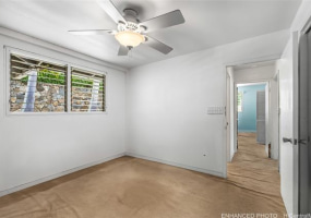 5422 Halapepe Street,Honolulu,Hawaii,96821,3 ベッドルーム ベッドルーム,2 バスルームバスルーム,一戸建て,Halapepe,18348944