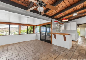 5422 Halapepe Street,Honolulu,Hawaii,96821,3 ベッドルーム ベッドルーム,2 バスルームバスルーム,一戸建て,Halapepe,18348944