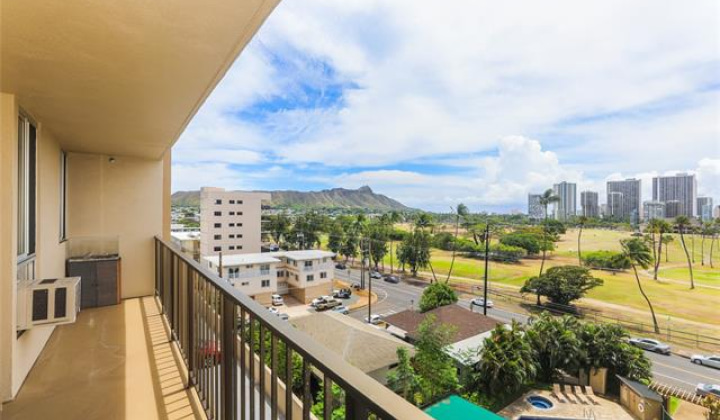 2916 Date Street,Honolulu,Hawaii,96816,2 ベッドルーム ベッドルーム,2 バスルームバスルーム,コンド / タウンハウス,Date,18801330