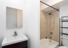 1571 Piikoi Street,Honolulu,Hawaii,96822,2 Bedrooms Bedrooms,1 BathroomBathrooms,Condo/Townhouse,Piikoi,1,18349200