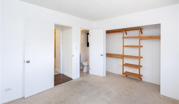 1571 Piikoi Street,Honolulu,Hawaii,96822,2 Bedrooms Bedrooms,1 BathroomBathrooms,Condo/Townhouse,Piikoi,1,18349200