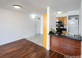 1571 Piikoi Street,Honolulu,Hawaii,96822,2 Bedrooms Bedrooms,1 BathroomBathrooms,Condo/Townhouse,Piikoi,1,18349200