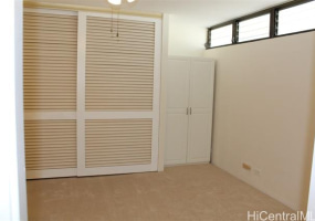 300 Wai Nani Way,Honolulu,Hawaii,96815,1 BathroomBathrooms,Condo/Townhouse,Wai Nani,11,17915054