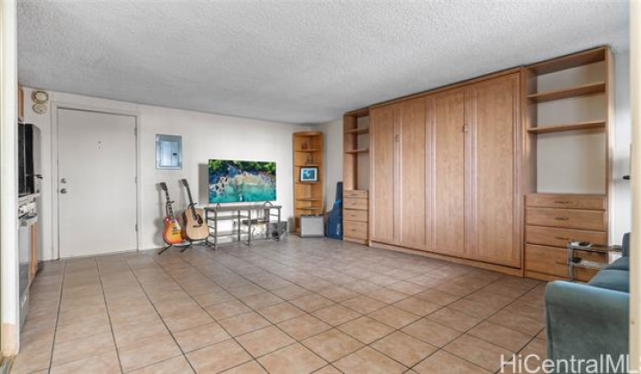 824 Kinau Street,Honolulu,Hawaii,96813,1 BathroomBathrooms,Condo/Townhouse,Kinau,12,18349354