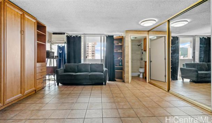 824 Kinau Street,Honolulu,Hawaii,96813,1 BathroomBathrooms,Condo/Townhouse,Kinau,12,18349354