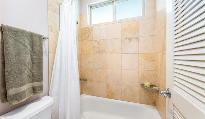 1058 Koko Kai Place,Honolulu,Hawaii,96825,3 Bedrooms Bedrooms,2 BathroomsBathrooms,Single family,Koko Kai,18349896