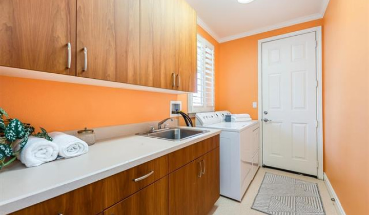 1058 Koko Kai Place,Honolulu,Hawaii,96825,3 Bedrooms Bedrooms,2 BathroomsBathrooms,Single family,Koko Kai,18349896