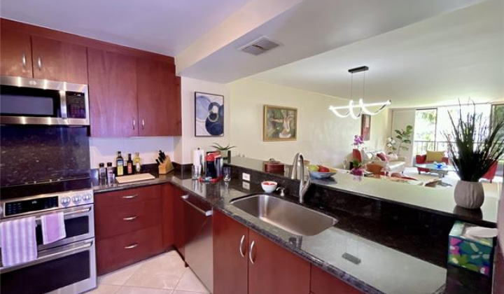 500 Lunalilo Home Road,Honolulu,Hawaii,96825,2 ベッドルーム ベッドルーム,2 バスルームバスルーム,コンド / タウンハウス,Lunalilo Home,5,18350055