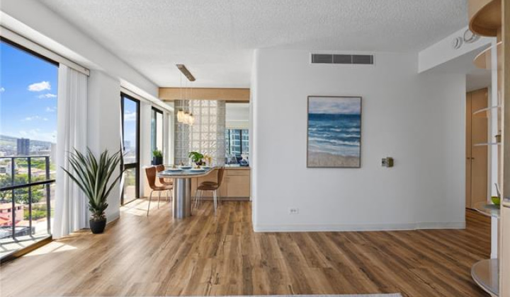 700 Richards Street,Honolulu,Hawaii,96813,2 ベッドルーム ベッドルーム,2 バスルームバスルーム,コンド / タウンハウス,Richards,22,19512510