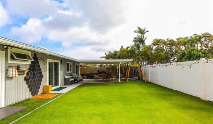 654 Lunalilo Home Road,Honolulu,Hawaii,96825,4 ベッドルーム ベッドルーム,2 バスルームバスルーム,一戸建て,Lunalilo Home,19512547