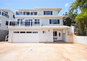 4494B Sierra Drive,Honolulu,Hawaii,96816,5 ベッドルーム ベッドルーム,6 バスルームバスルーム,一戸建て,Sierra,18360364