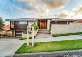 878 Puuikena Drive,Honolulu,Hawaii,96821,4 Bedrooms Bedrooms,5 BathroomsBathrooms,Single family,Puuikena,18857327