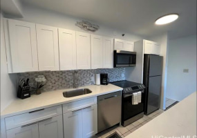 201 Ohua Avenue,Honolulu,Hawaii,96815,1 Bedroom Bedrooms,1 BathroomBathrooms,Condo/Townhouse,Ohua,9,18360433