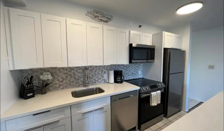 201 Ohua Avenue,Honolulu,Hawaii,96815,1 Bedroom Bedrooms,1 BathroomBathrooms,Condo/Townhouse,Ohua,9,18360433
