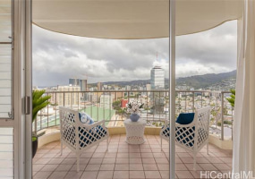 1717 Ala Wai Boulevard,Honolulu,Hawaii,96815,3 ベッドルーム ベッドルーム,2 バスルームバスルーム,コンド / タウンハウス,Ala Wai,27,18360828