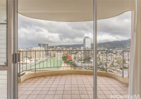 1717 Ala Wai Boulevard,Honolulu,Hawaii,96815,3 ベッドルーム ベッドルーム,2 バスルームバスルーム,コンド / タウンハウス,Ala Wai,27,18360828