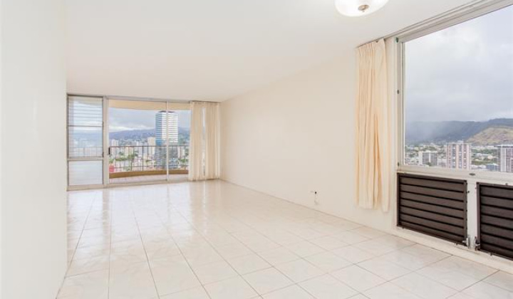 1717 Ala Wai Boulevard,Honolulu,Hawaii,96815,3 ベッドルーム ベッドルーム,2 バスルームバスルーム,コンド / タウンハウス,Ala Wai,27,18360828