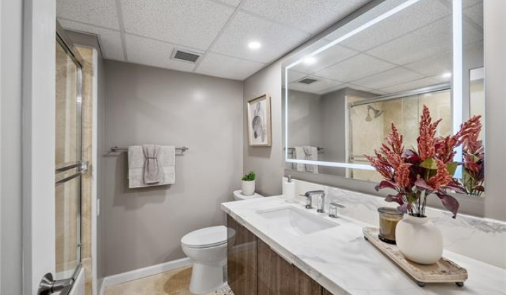 1600 Ala Moana Boulevard,Honolulu,Hawaii,96815,3 Bedrooms Bedrooms,3 BathroomsBathrooms,Condo/Townhouse,Ala Moana,39,19512849
