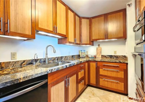 1221 Victoria Street,Honolulu,Hawaii,96814,2 Bedrooms Bedrooms,2 BathroomsBathrooms,Condo/Townhouse,Victoria,17,18361269