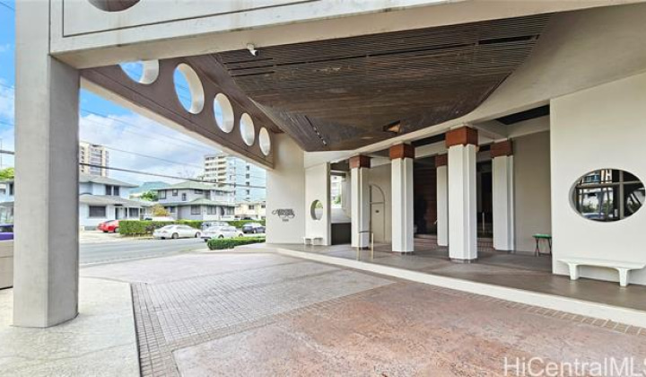 1221 Victoria Street,Honolulu,Hawaii,96814,2 Bedrooms Bedrooms,2 BathroomsBathrooms,Condo/Townhouse,Victoria,17,18361269