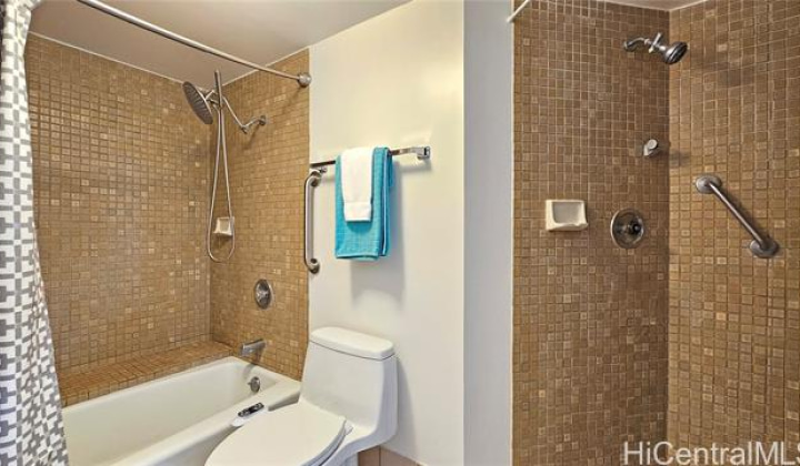 1221 Victoria Street,Honolulu,Hawaii,96814,2 Bedrooms Bedrooms,2 BathroomsBathrooms,Condo/Townhouse,Victoria,17,18361269