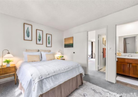 1571 Piikoi Street,Honolulu,Hawaii,96822,2 Bedrooms Bedrooms,1 BathroomBathrooms,Condo/Townhouse,Piikoi,18,18361838
