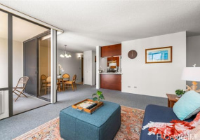 1571 Piikoi Street,Honolulu,Hawaii,96822,2 Bedrooms Bedrooms,1 BathroomBathrooms,Condo/Townhouse,Piikoi,18,18361838