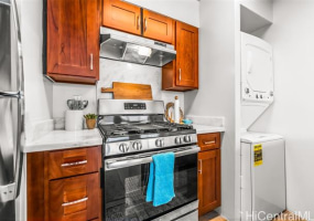 1571 Piikoi Street,Honolulu,Hawaii,96822,2 Bedrooms Bedrooms,1 BathroomBathrooms,Condo/Townhouse,Piikoi,18,18361838