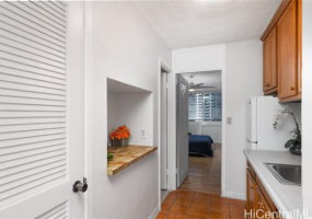 425 Ena Road,Honolulu,Hawaii,96815,1 ベッドルーム ベッドルーム,1 バスルームバスルーム,コンド / タウンハウス,Ena,10,18361886