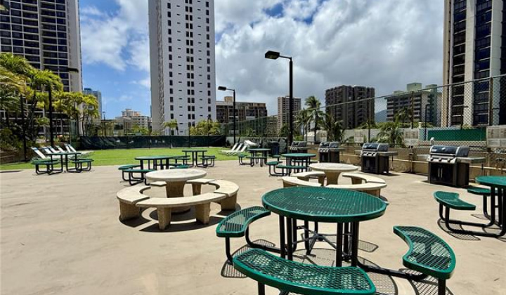 229 PAOAKALANI Avenue,Honolulu,Hawaii,96815,1 ベッドルーム ベッドルーム,1 バスルームバスルーム,コンド / タウンハウス,PAOAKALANI,18,19513057