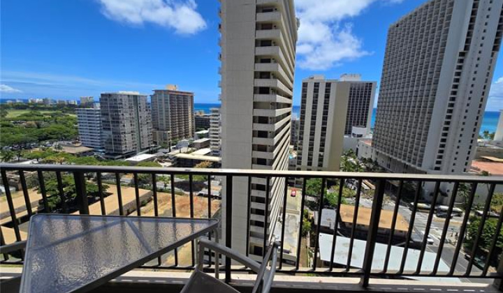 229 PAOAKALANI Avenue,Honolulu,Hawaii,96815,1 ベッドルーム ベッドルーム,1 バスルームバスルーム,コンド / タウンハウス,PAOAKALANI,18,19513057
