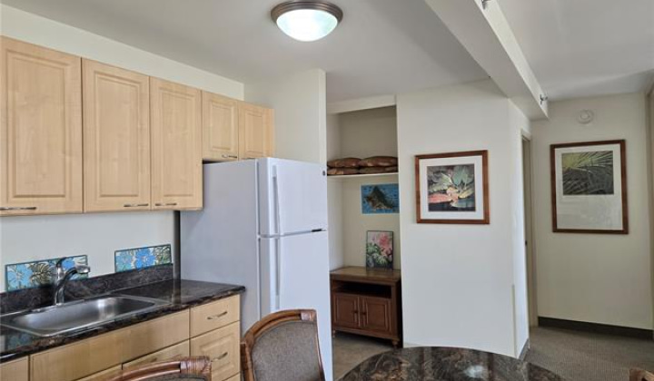 229 PAOAKALANI Avenue,Honolulu,Hawaii,96815,1 ベッドルーム ベッドルーム,1 バスルームバスルーム,コンド / タウンハウス,PAOAKALANI,18,19513057