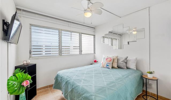 222 Kaiulani Avenue,Honolulu,Hawaii,96815,2 ベッドルーム ベッドルーム,1 バスルームバスルーム,コンド / タウンハウス,Kaiulani,4,19513265