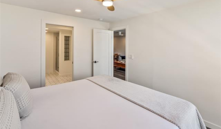 469 Ena Road,Honolulu,Hawaii,96815,2 Bedrooms Bedrooms,2 BathroomsBathrooms,Condo/Townhouse,Ena,38,18803965
