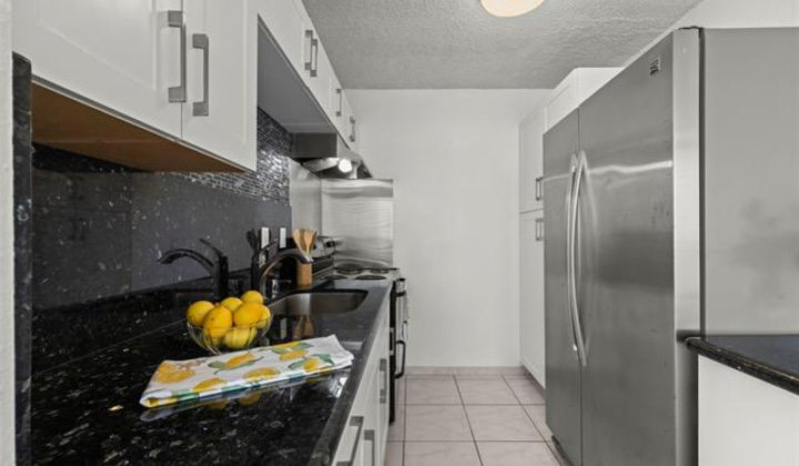 2092 Kuhio Avenue,Honolulu,Hawaii,96815,1 ベッドルーム ベッドルーム,1 バスルームバスルーム,コンド / タウンハウス,Kuhio,9,19513573