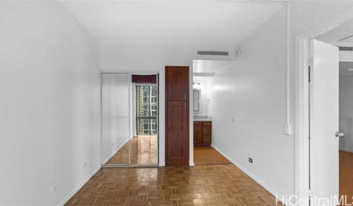 225 Queen Street,Honolulu,Hawaii,96813,2 ベッドルーム ベッドルーム,2 バスルームバスルーム,コンド / タウンハウス,Queen,22,18362702