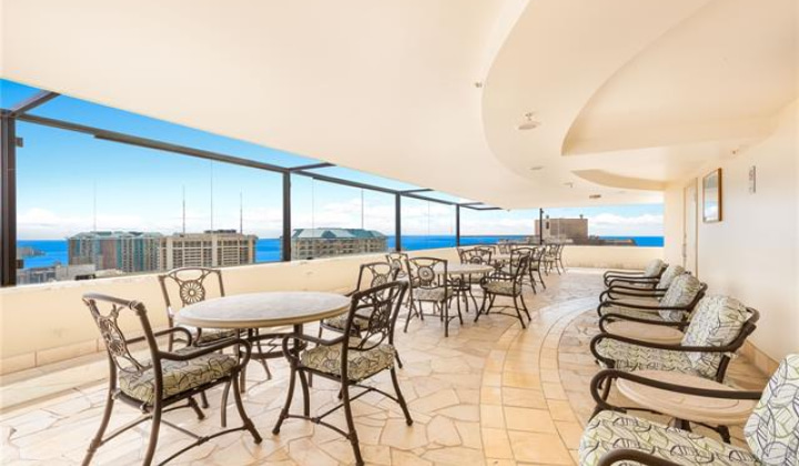 343 Hobron Lane,Honolulu,Hawaii,96815,2 ベッドルーム ベッドルーム,2 バスルームバスルーム,コンド / タウンハウス,Hobron,27,18362731