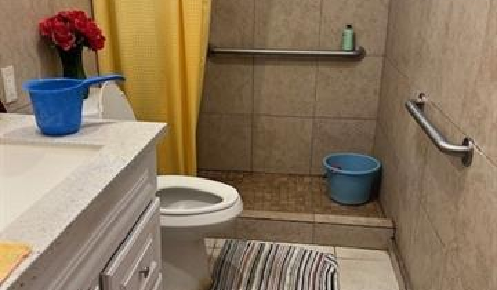 2011 Ahuula Street,Honolulu,Hawaii,96819,9 Bedrooms Bedrooms,4 BathroomsBathrooms,Single family,Ahuula,18363221
