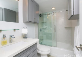2100 Date Street,Honolulu,Hawaii,96826,1 Bedroom Bedrooms,1 BathroomBathrooms,Condo/Townhouse,Date,20,18363299