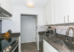 2100 Date Street,Honolulu,Hawaii,96826,1 Bedroom Bedrooms,1 BathroomBathrooms,Condo/Townhouse,Date,20,18363299