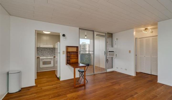 785 Kinau Street,Honolulu,Hawaii,96813,1 Bedroom Bedrooms,1 BathroomBathrooms,Condo/Townhouse,Kinau,8,18363403