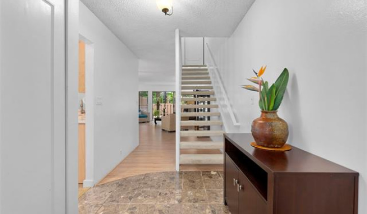 444 Lunalilo Home Road,Honolulu,Hawaii,96825,3 ベッドルーム ベッドルーム,2 バスルームバスルーム,コンド / タウンハウス,Lunalilo Home,2,18805399