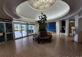 1920 Ala Moana Boulevard,Honolulu,Hawaii,96815,1 バスルームバスルーム,コンド / タウンハウス,Ala Moana,17,18363494