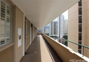 1720 Ala Moana Boulevard,Honolulu,Hawaii,96815,2 Bedrooms Bedrooms,1 BathroomBathrooms,Condo/Townhouse,Ala Moana,12,17920421