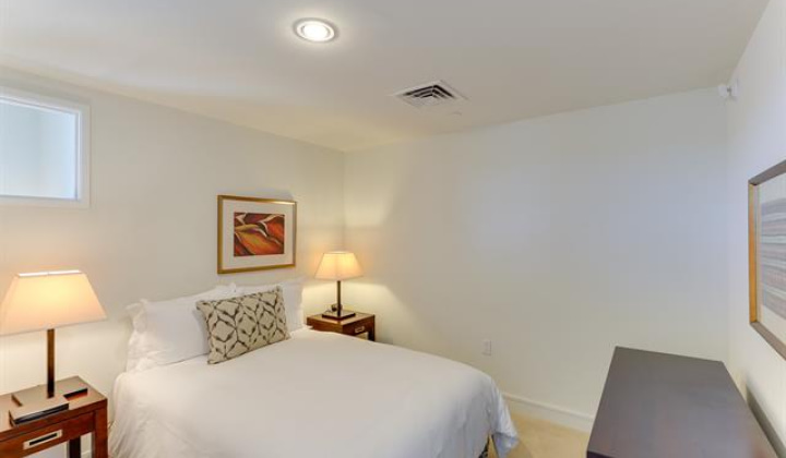 223 Saratoga Road,Honolulu,Hawaii,96815,1 Bedroom Bedrooms,2 BathroomsBathrooms,Condo/Townhouse,Saratoga,30,18364197