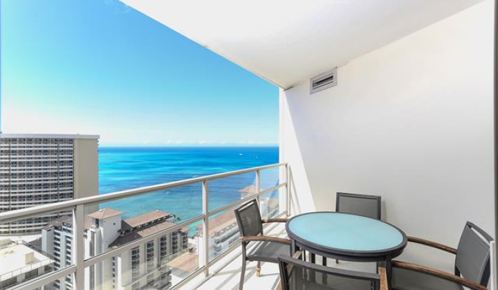 223 Saratoga Road,Honolulu,Hawaii,96815,1 Bedroom Bedrooms,2 BathroomsBathrooms,Condo/Townhouse,Saratoga,30,18364197