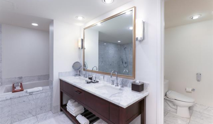 223 Saratoga Road,Honolulu,Hawaii,96815,1 Bedroom Bedrooms,2 BathroomsBathrooms,Condo/Townhouse,Saratoga,30,18364197